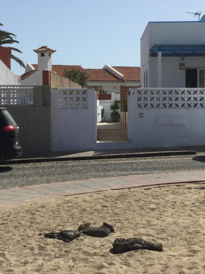 Cozy, Beach House , By Mahbovillas La Oliva Bagian luar foto